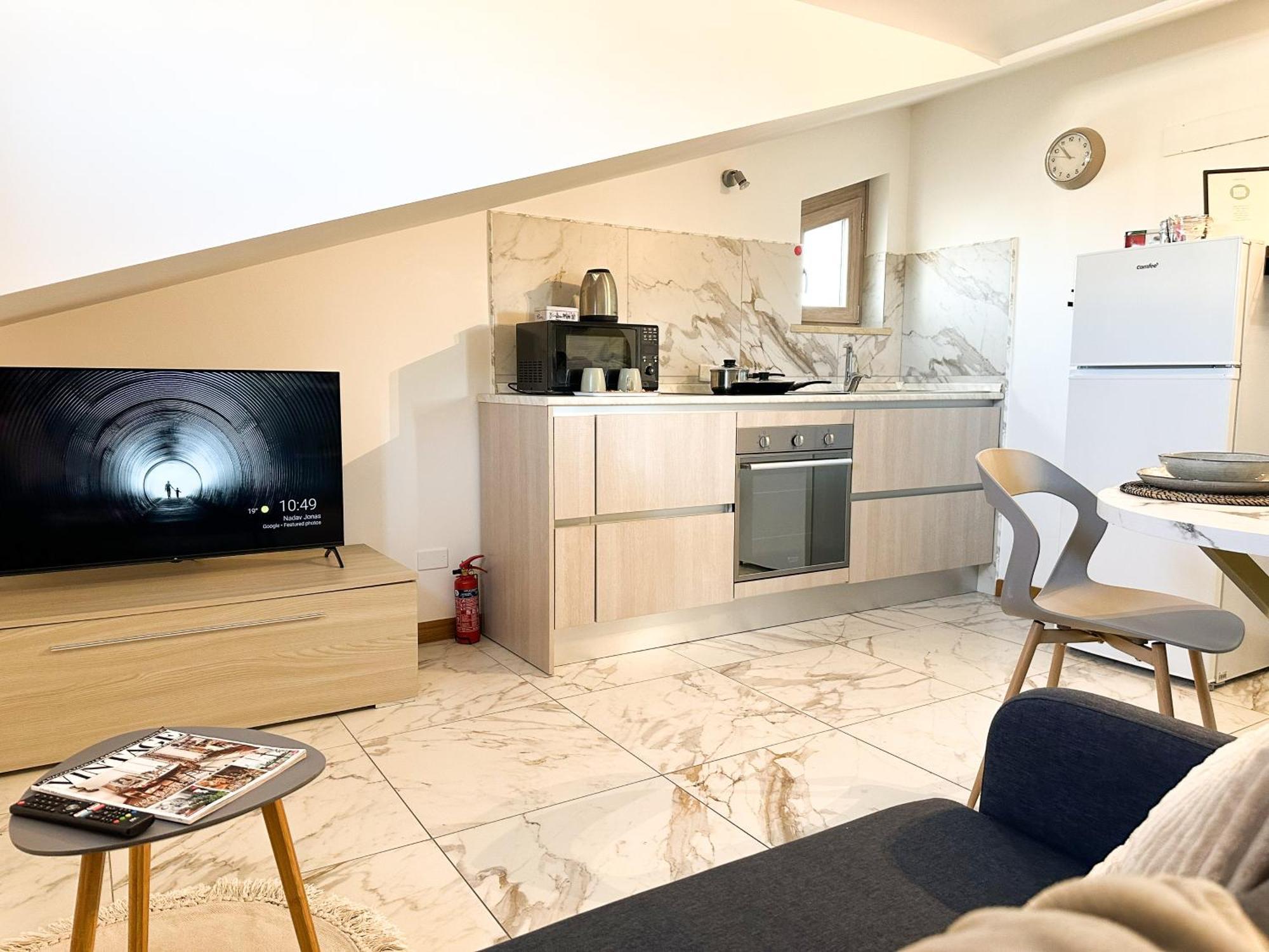 Carolas Luxury House Ф'юмічіно Екстер'єр фото